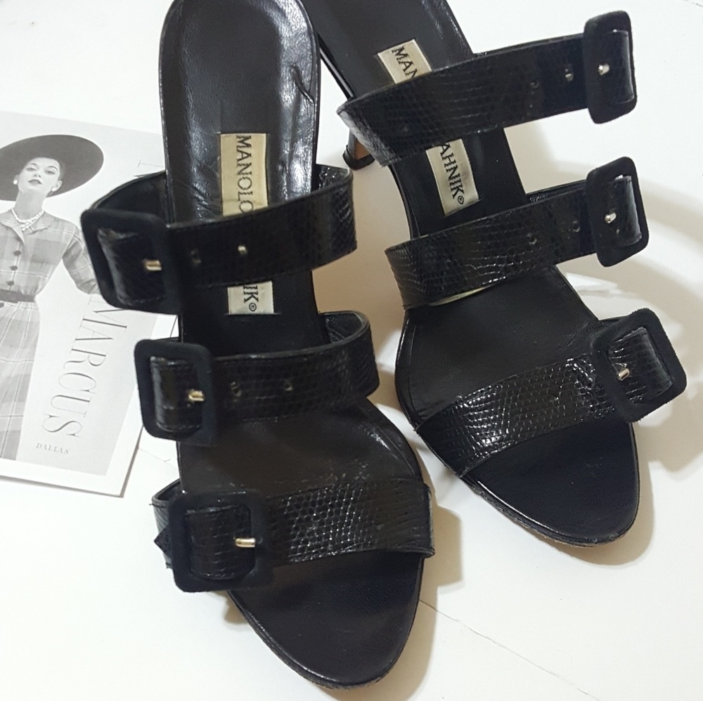 EUC Manolo Blahnik Strappy Karung Sandals